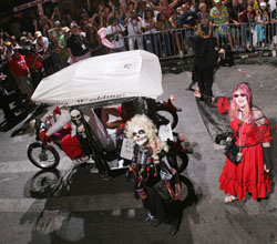 Fantasy Fest Parade 2004 photo - Duval Street, Key West